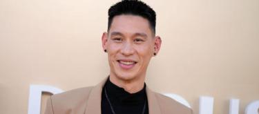 回忆起在尼克斯主场打球的感觉　林书豪：现场气氛太疯狂了