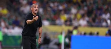 Tunisia's head coach Ramouche has been officially dismissed, while Renard will continue to lead the team in the World Cup.