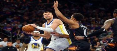 Kristaps Porzingis stays with the Warriors for two years and a $40 million contract extension.