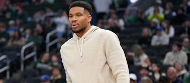 Giannis Antetokounmpo is grateful for the encouragement and help he received from NBA legends.