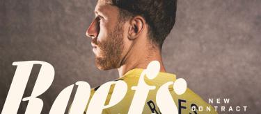 Sunderland completes contract extension with Netherlands international goalkeeper Robin Roefs..