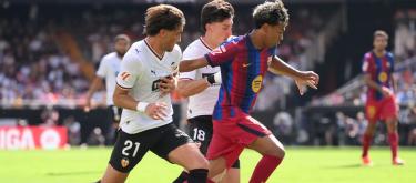 La Liga – Yamal scores 2 goals as Barcelona defeat Valencia 5-0.