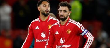 English League Cup – Manchester United fail to advance after being overturned 2-3 by Brighton.