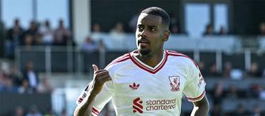 ◤Premier League◢ Alexander Isak scores as Liverpool secured a narrow 1-0 away victory over Bournemouth..