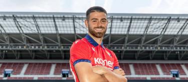 Official: Osasuna extends contract with 21-year-old right-back Ajibid until 2030