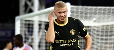 Haaland urged Manchester City fans: "Keep smiling and move forward together."